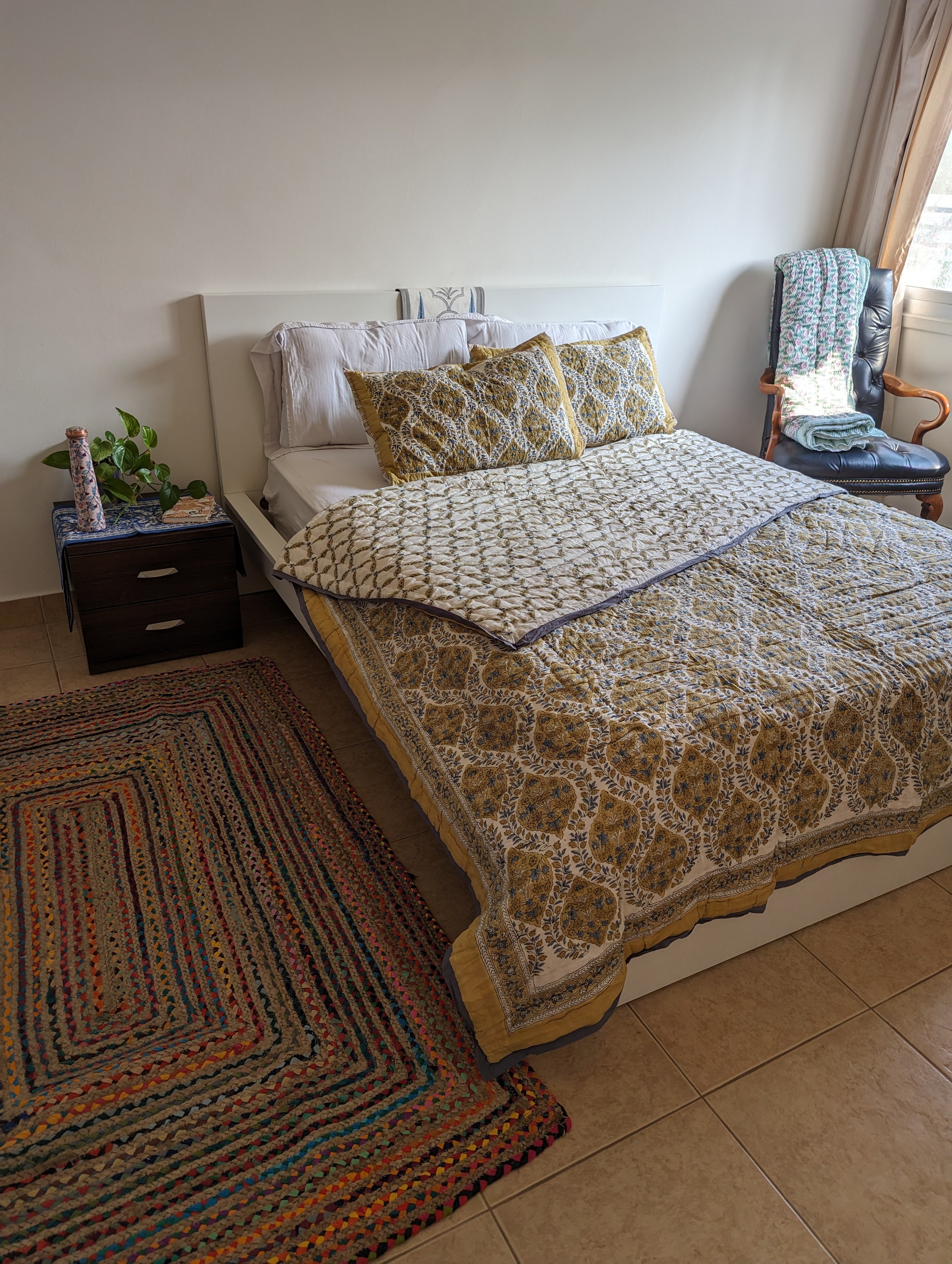 beautifully hand block printed double quilts for queen and king size beds made from pure Indian cotton boasting vibrant floral designs perfect for the bedroom