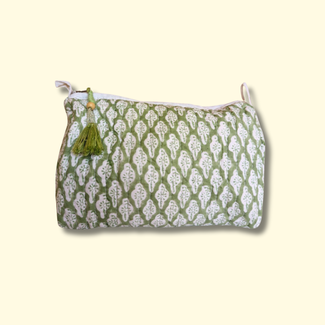 toiletry-bag-light-green(small)