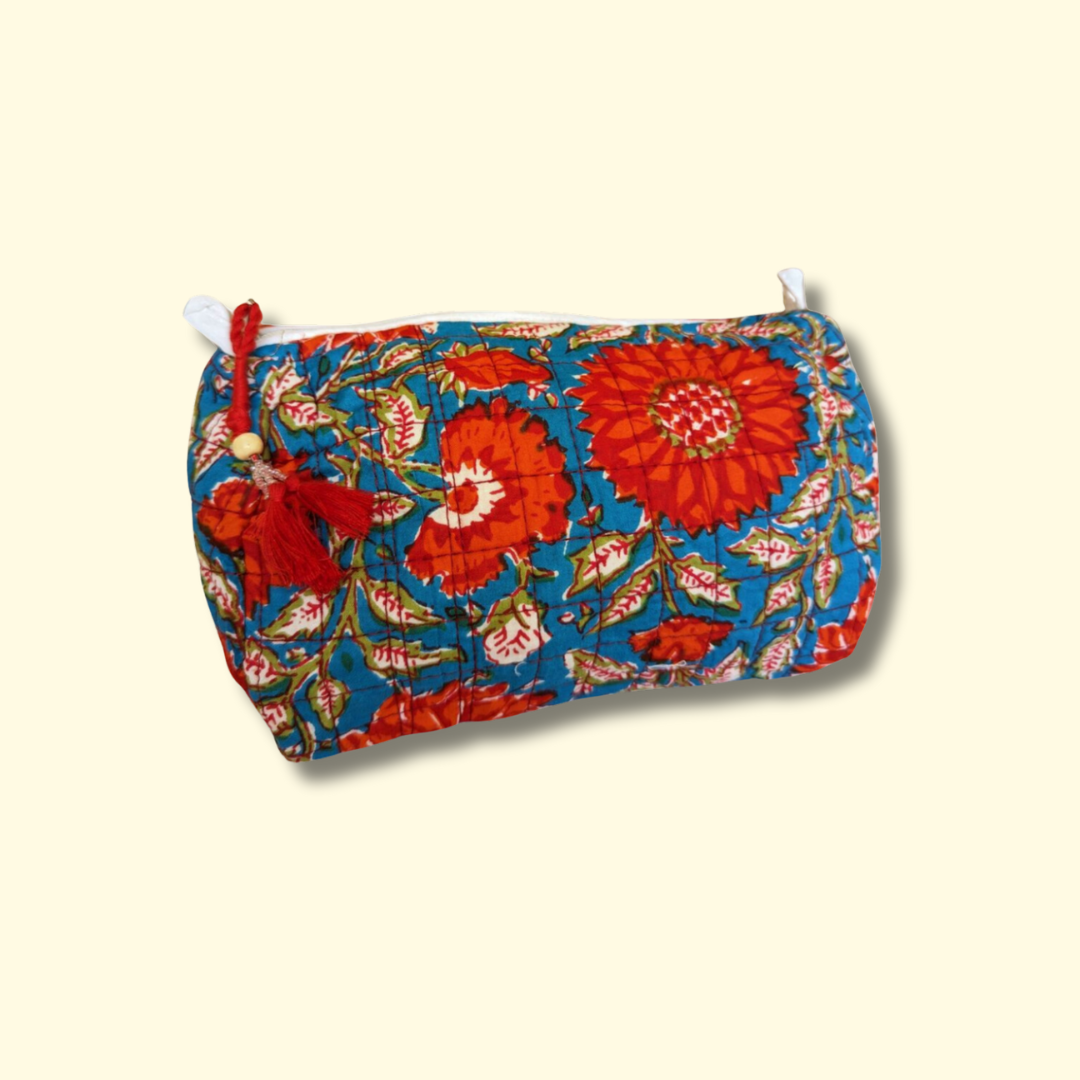 toiletry-bag-red-flowers(medium)