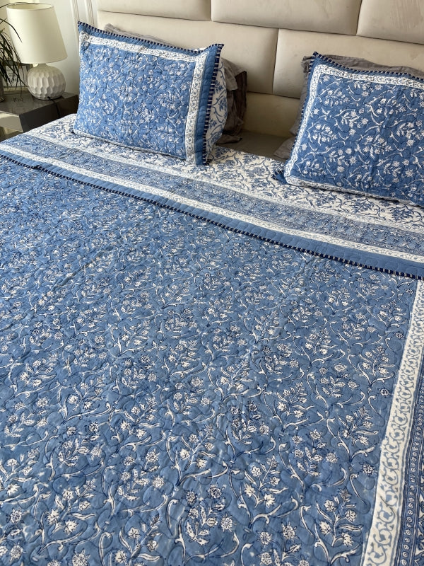 Blue Jaipuri Comforter for queen and king size beds in pure cotton with 2 matching quilted pillow cases