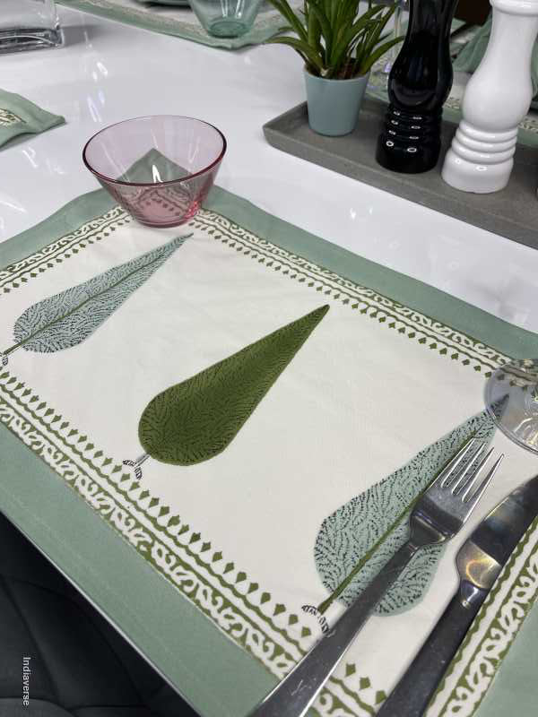 Green 6-piece hand block printed placemat and napkin set from premium 100% Indian cotton