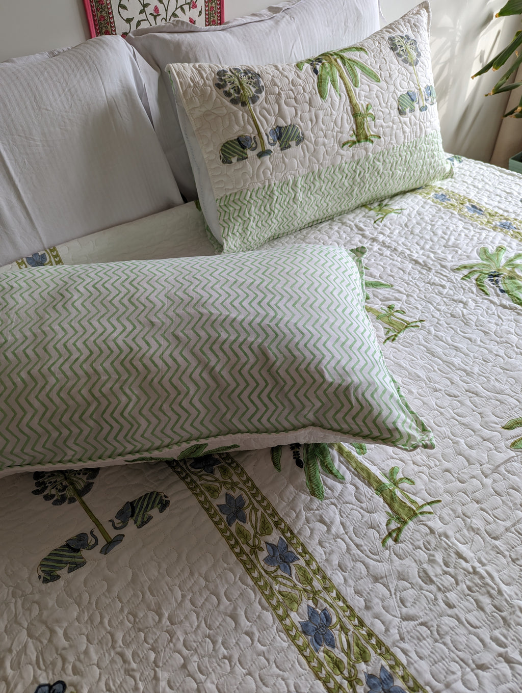 Green blue Jaipuri Comforter with Elephant and Palm in pure cotton with 2 matching quilted pillow cases
