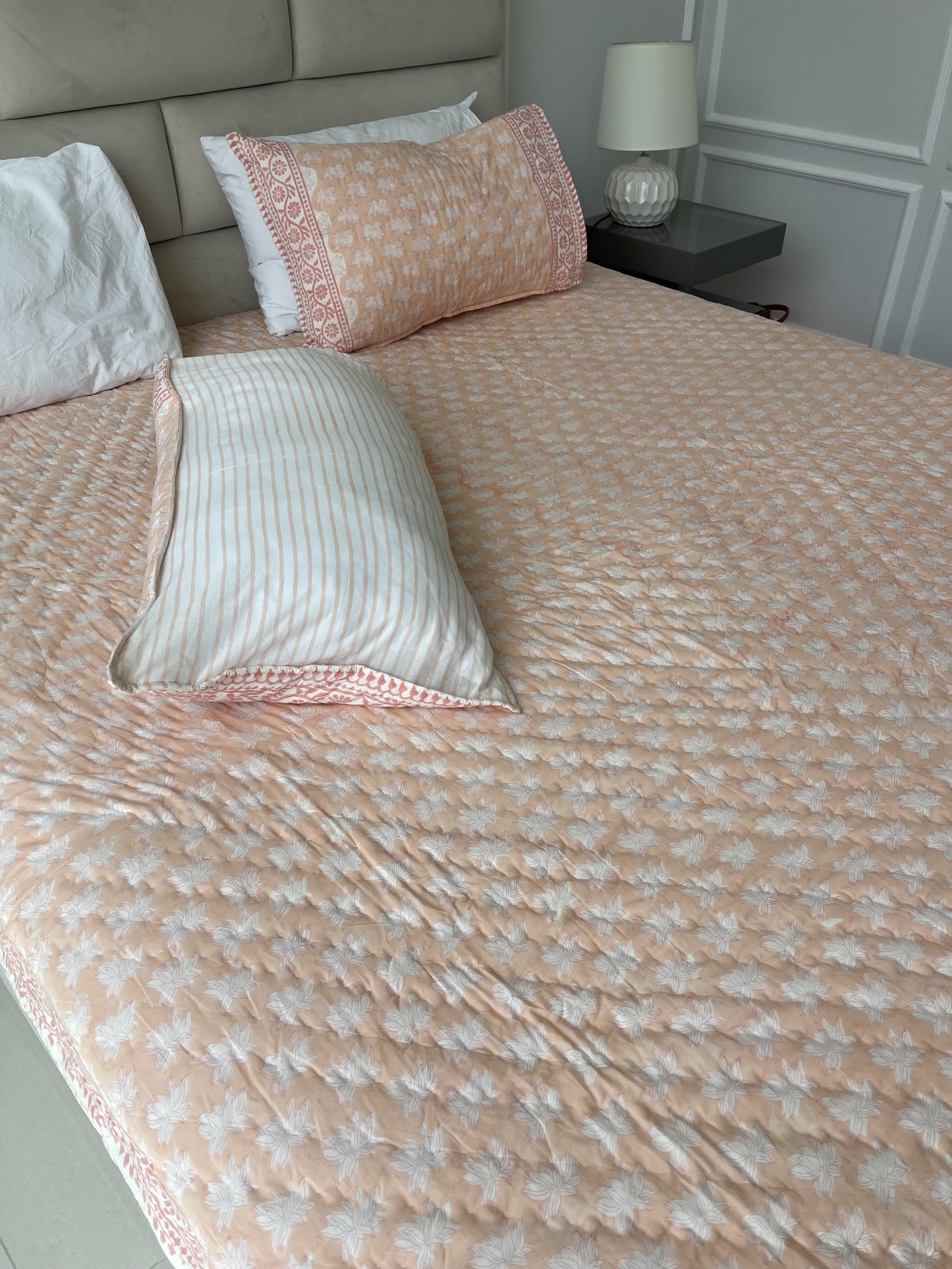 Handmade Jaipuri Double Quilt Coral handblock printed with 2 matching pillow covers