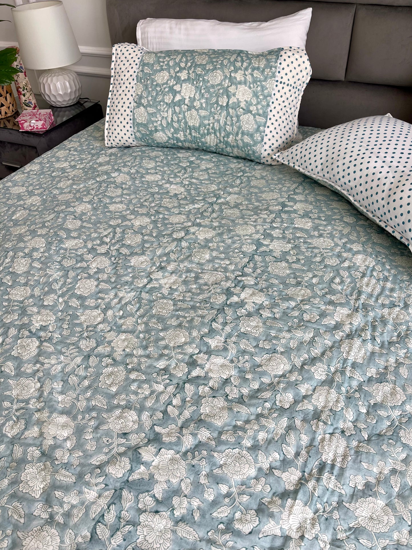 double-quilt-blue-roses(8)