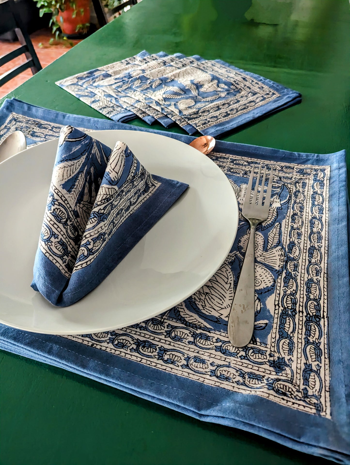 placemats-napkins-blue-birds(1)