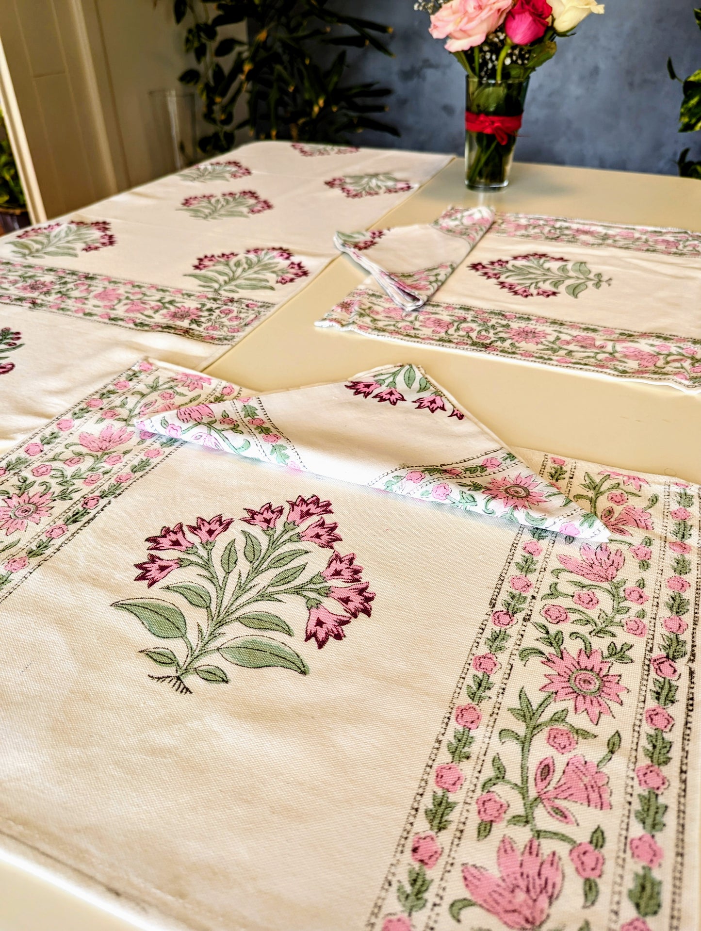 placemat-napkin-runner-set-pink-flower(2)