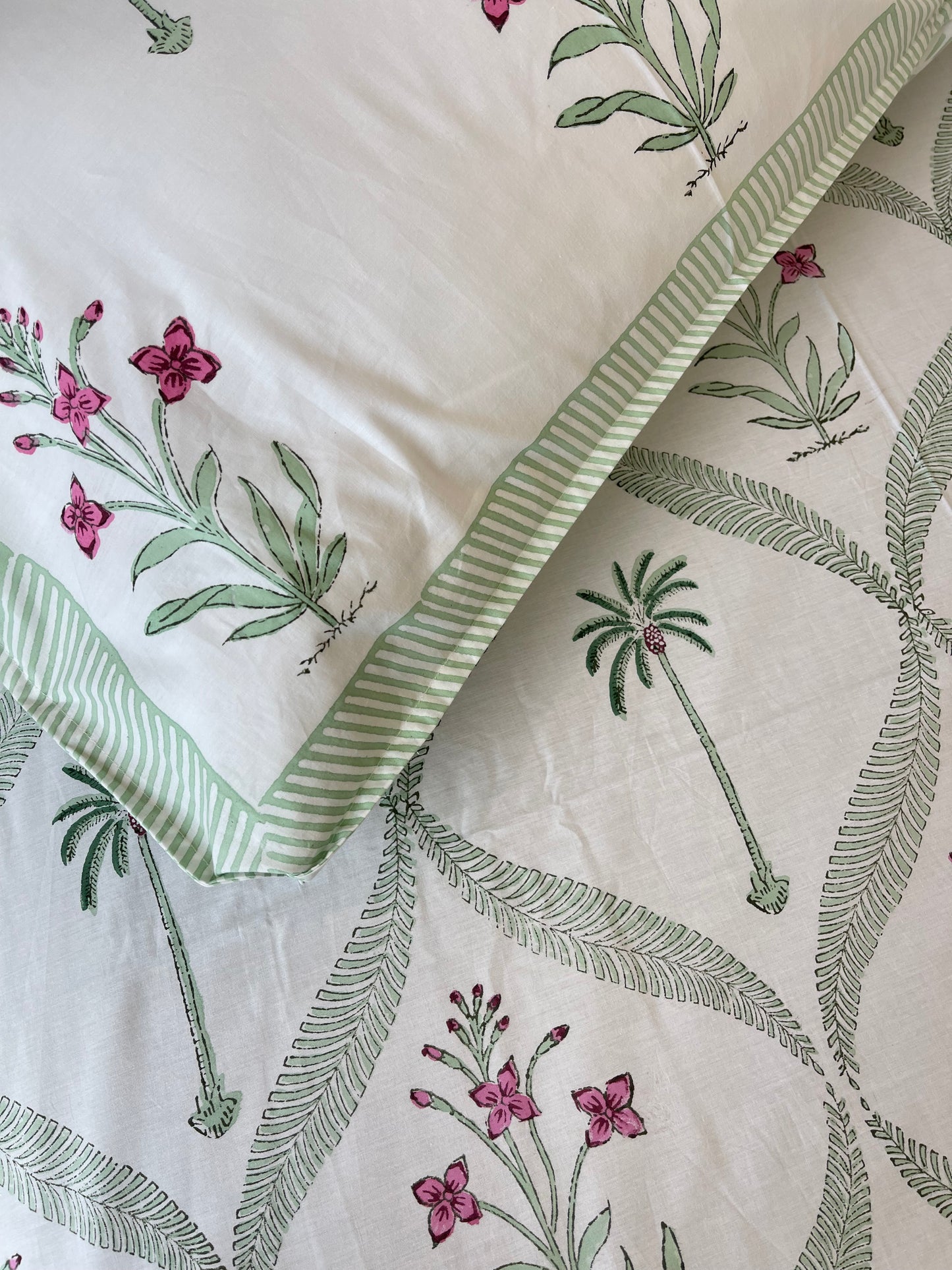 percale-sheet-set-cyprus-and-palm(4)