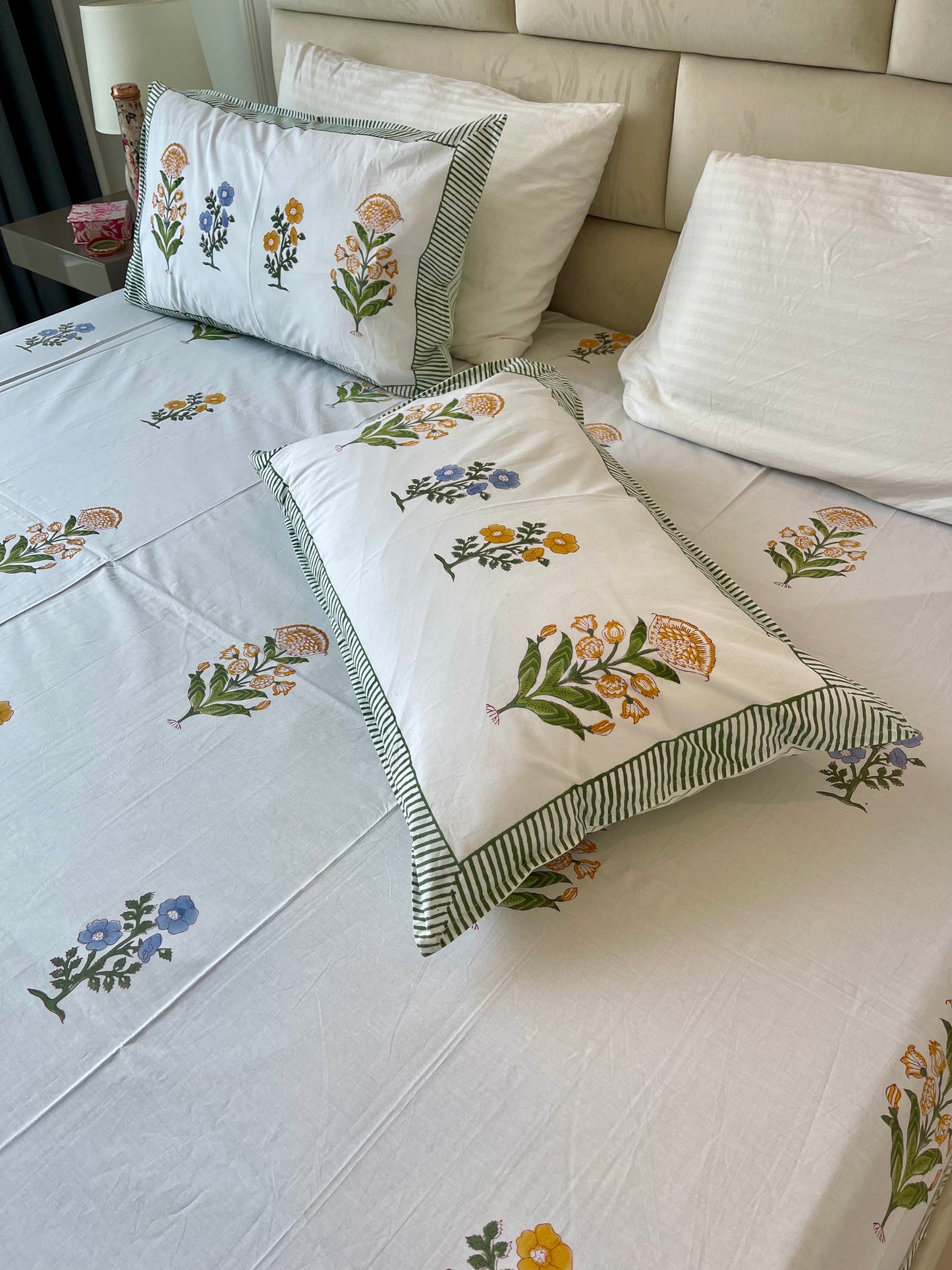 percale-sheet-set-blue-yellow-marigold(3)