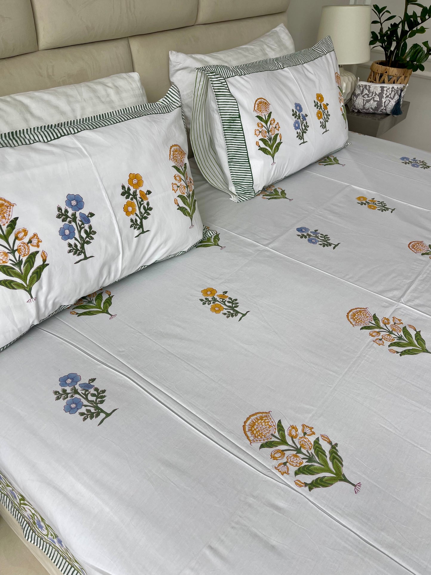 percale-sheet-set-blue-yellow-marigold(5)