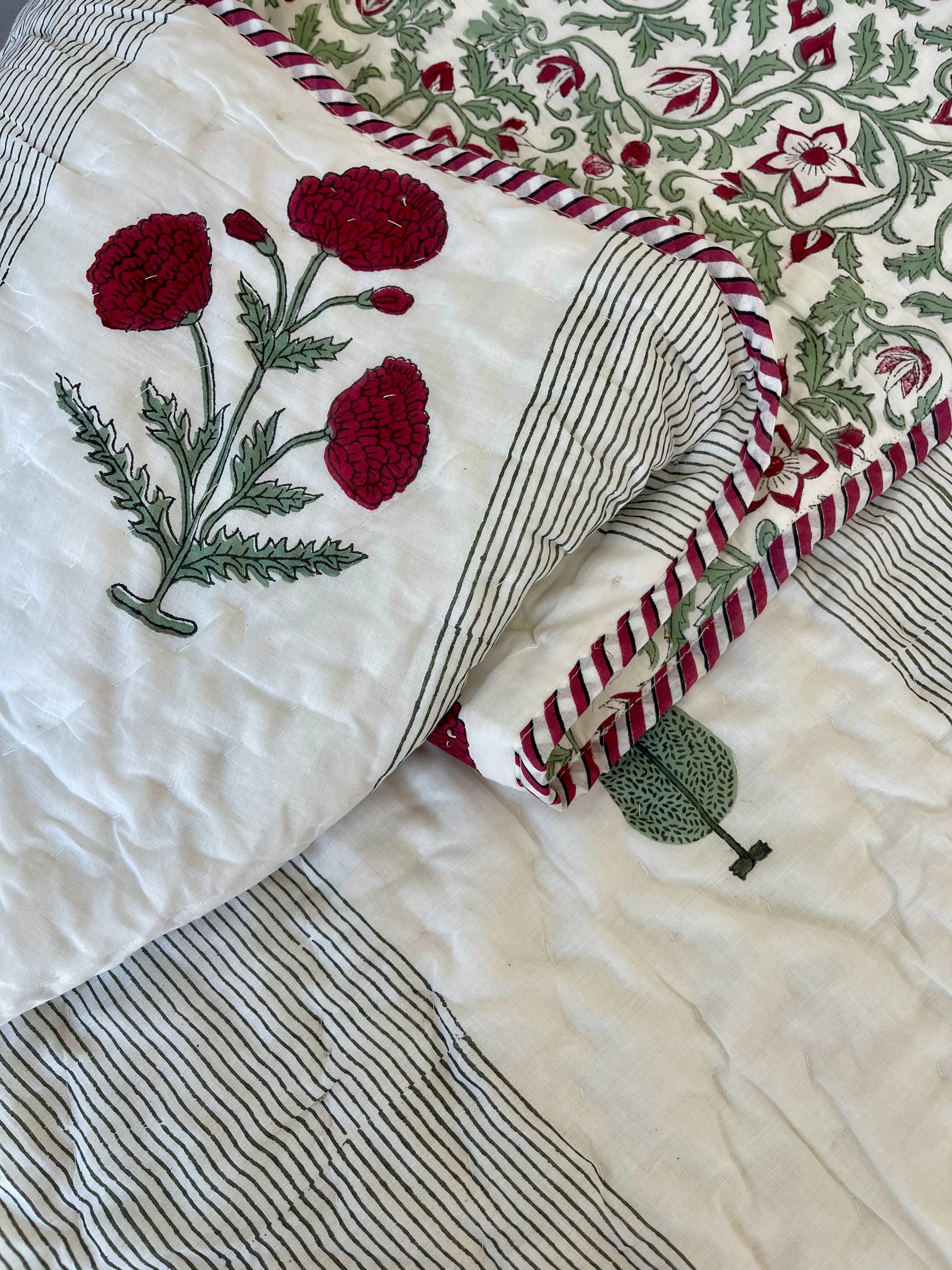 single-quilt-red-poppy(4)