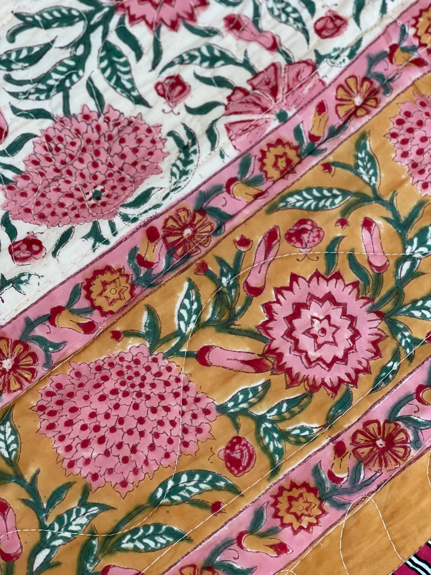 Jaipuri Comforter - Sand Flowers