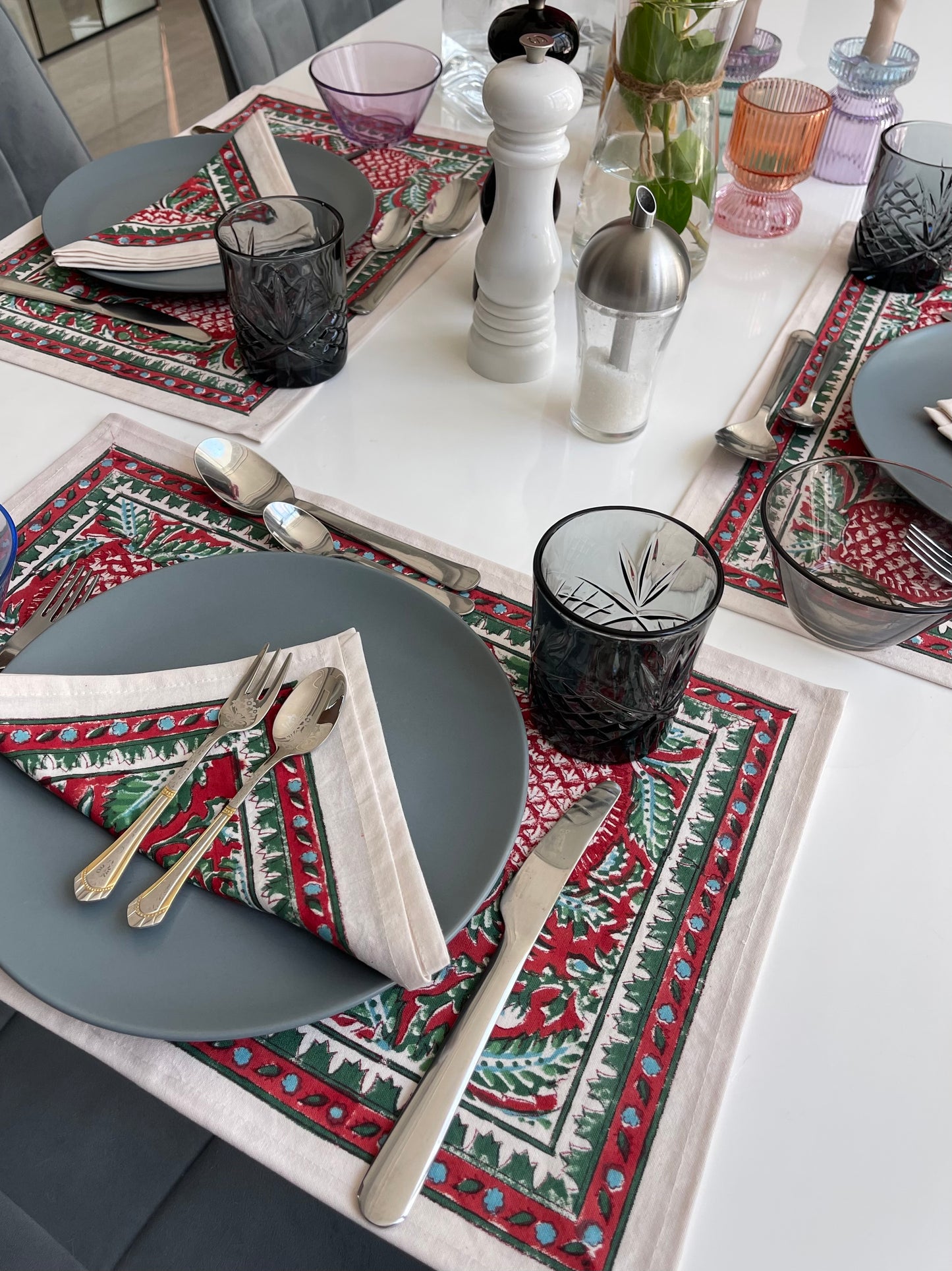 Placemats & Napkins - Pineapple