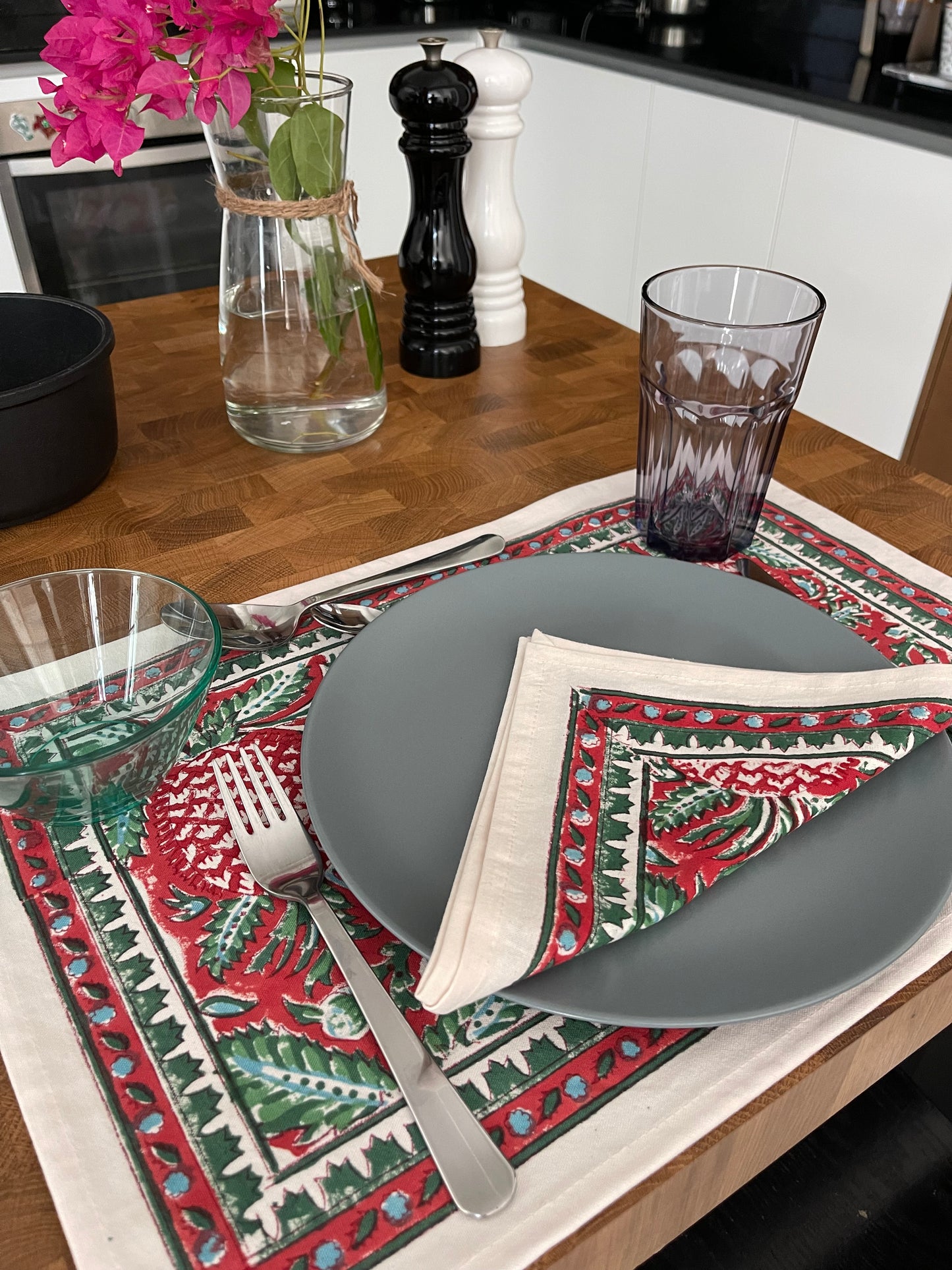 Placemats & Napkins - Pineapple