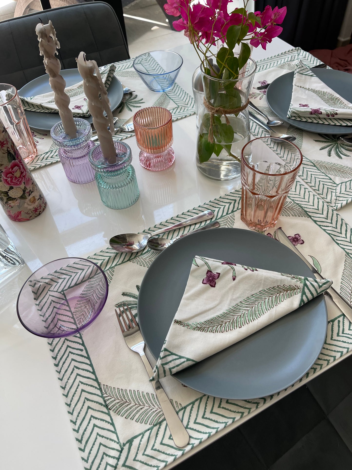 Placemats & Napkins - Palm & Flower