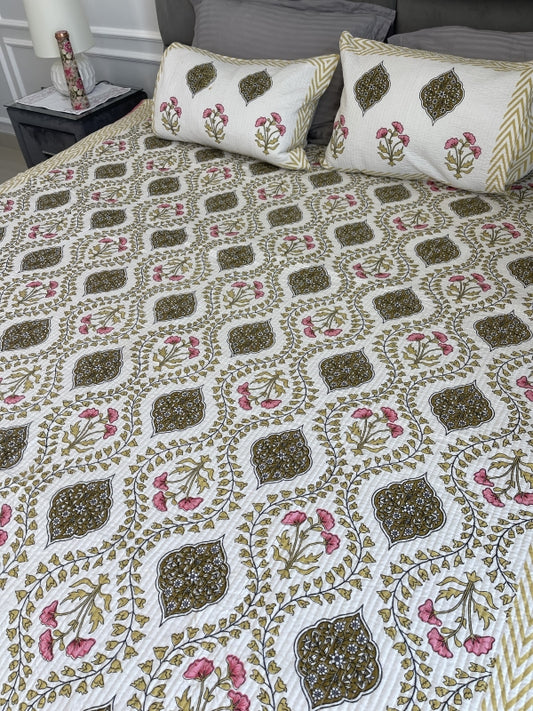 Pink Beige Rajasthani Comforter for queen and king size beds in pure cotton with 2 matching quilted pillow cases