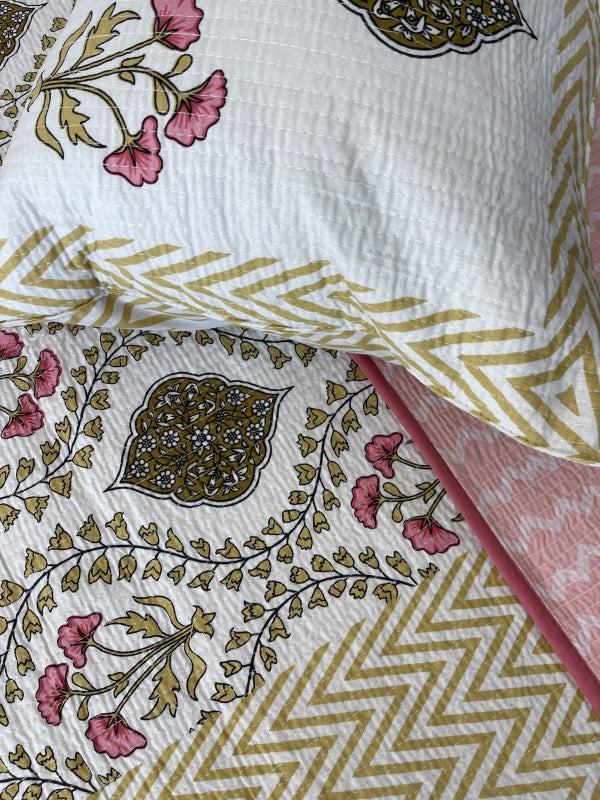 Pink Beige Rajasthani Comforter for queen and king size beds in pure cotton with 2 matching quilted pillow cases