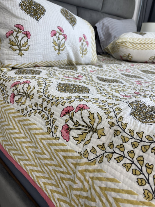 Pink Beige Rajasthani Comforter for queen and king size beds in pure cotton with 2 matching quilted pillow cases