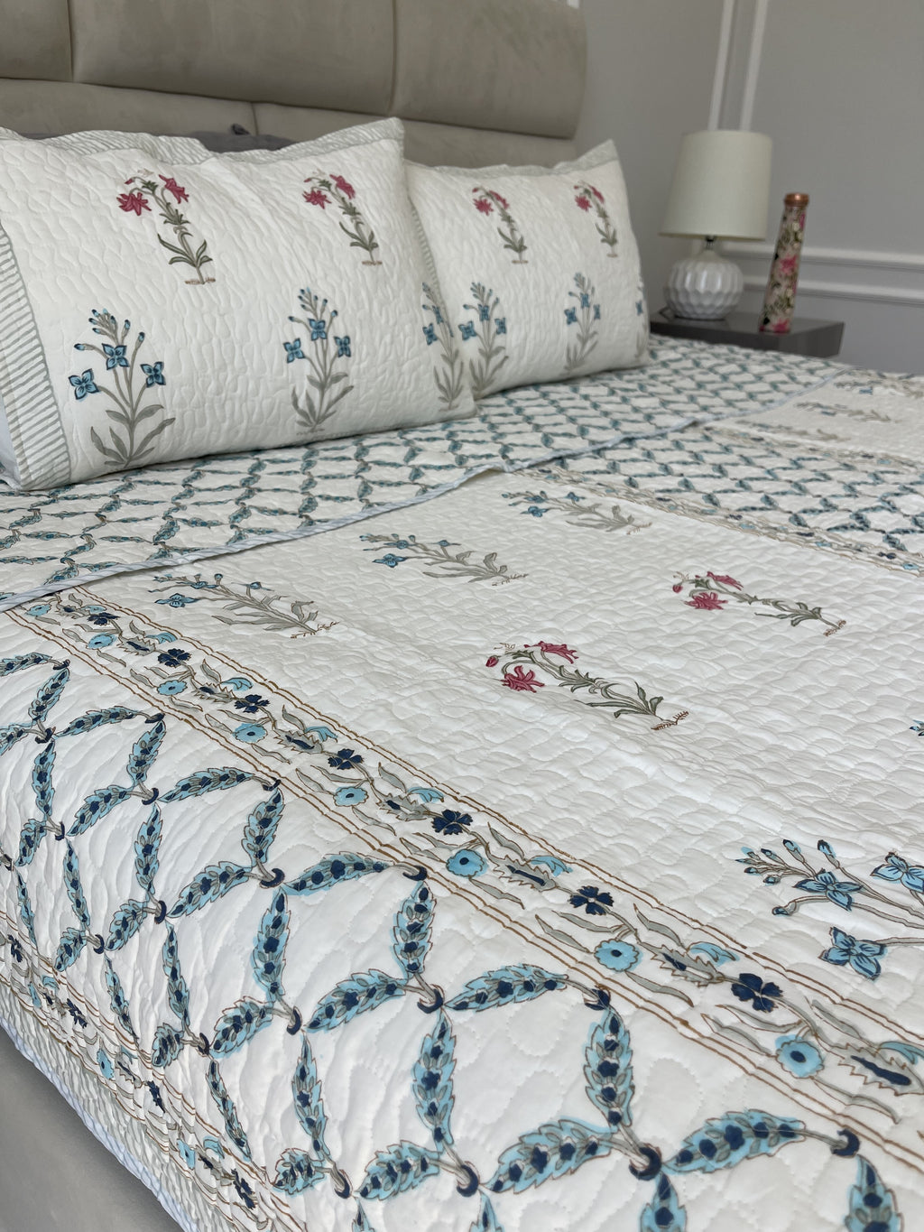 Premium Jaipuri Comforter Blue Elegance with pink flowers handblock printed coming with 2 matching pillow cases