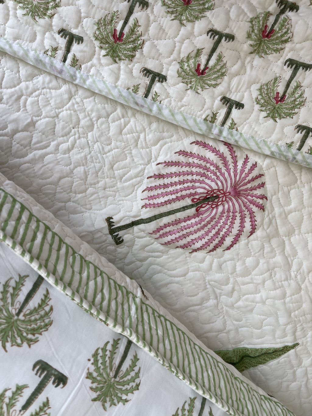 Premium Jaipuri Comforter Pink Palm in pure cotton with 2 matching quilted cushion covers