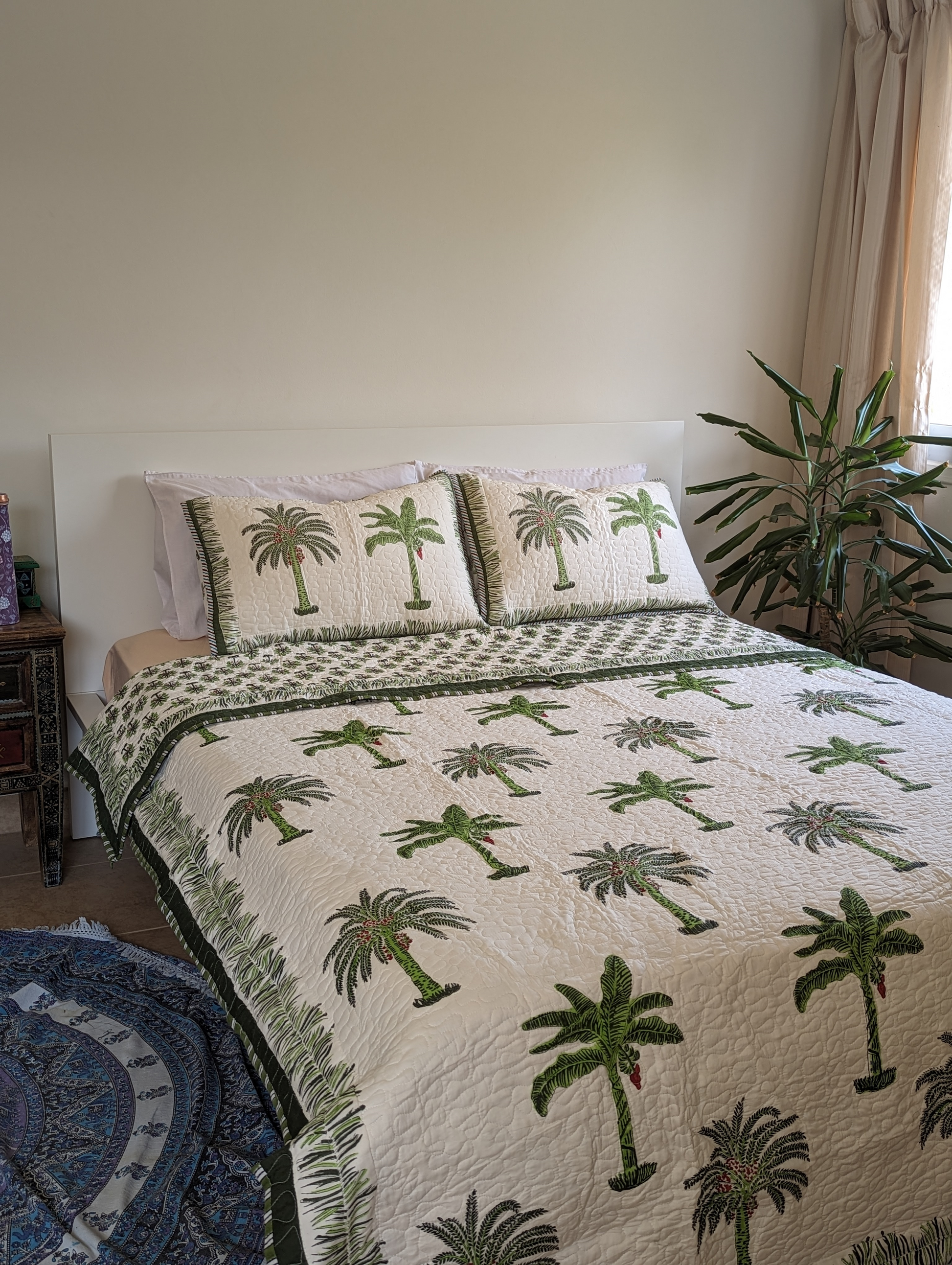 Premium Jaipuri Comforter with green Palm Trees handblock printed coming with 2 matching cushion covers all in pure cotton