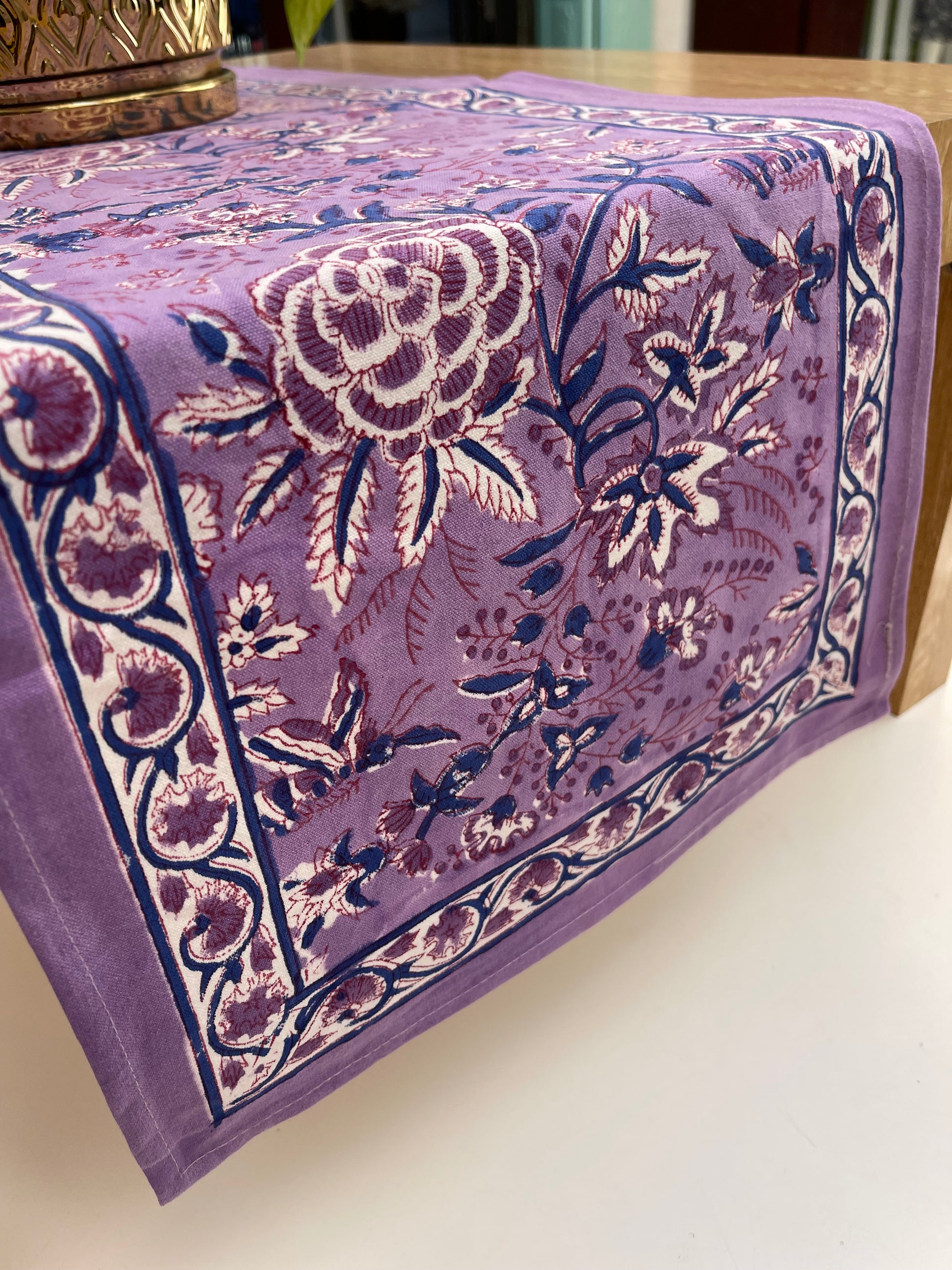 table-runner-purple(1)