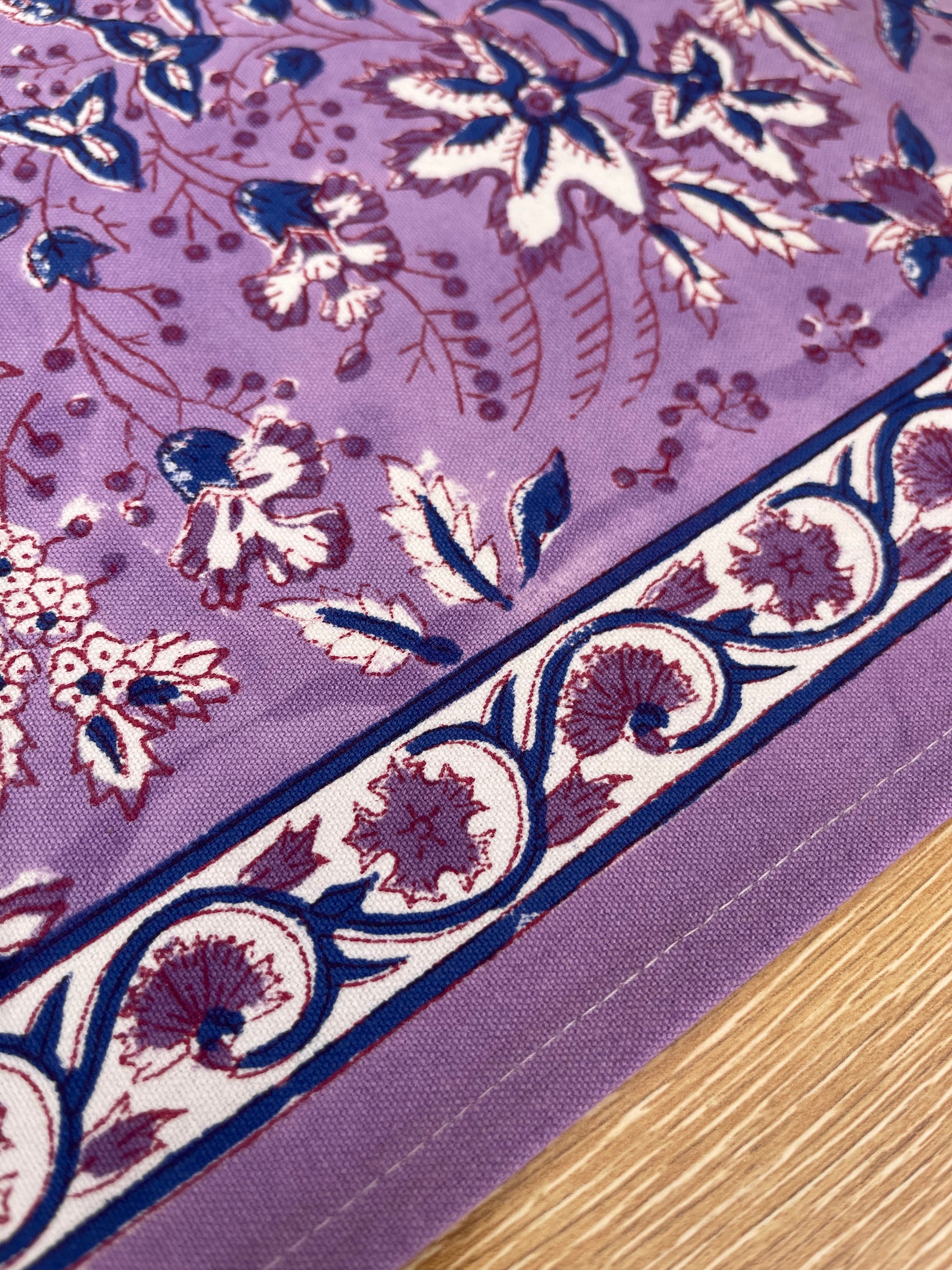 table-runner-purple(2)