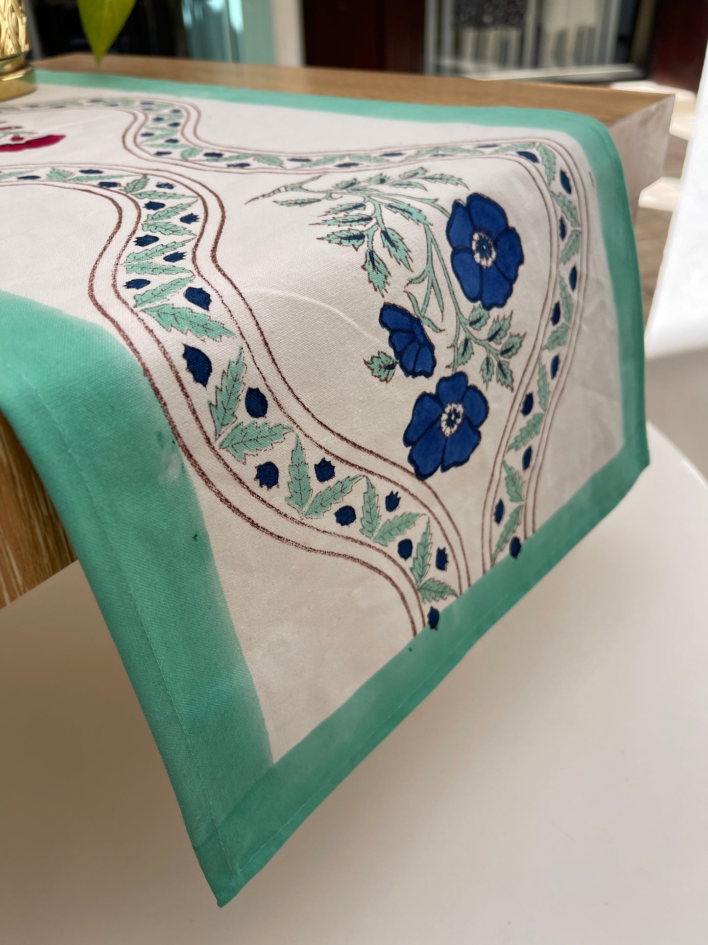 table-runner-turquoise-garden(2)