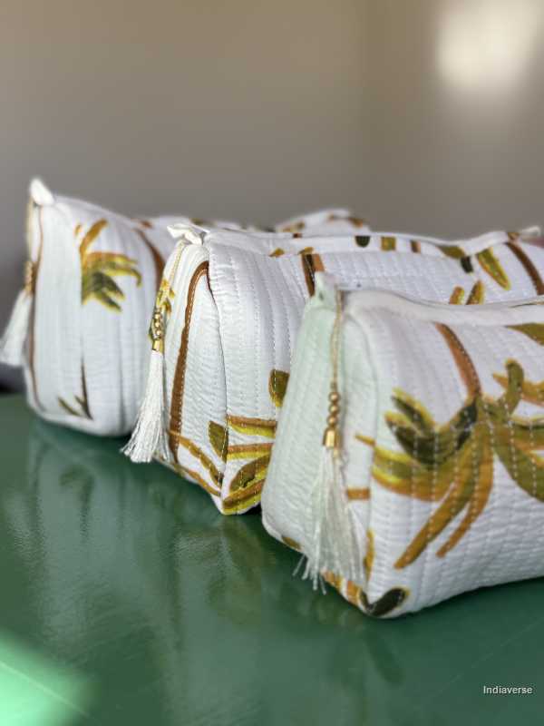 Toiletry Pouch Set with Palm design and pink color for toiletries and cosmetics in three sizes small, medium and large | White Palm