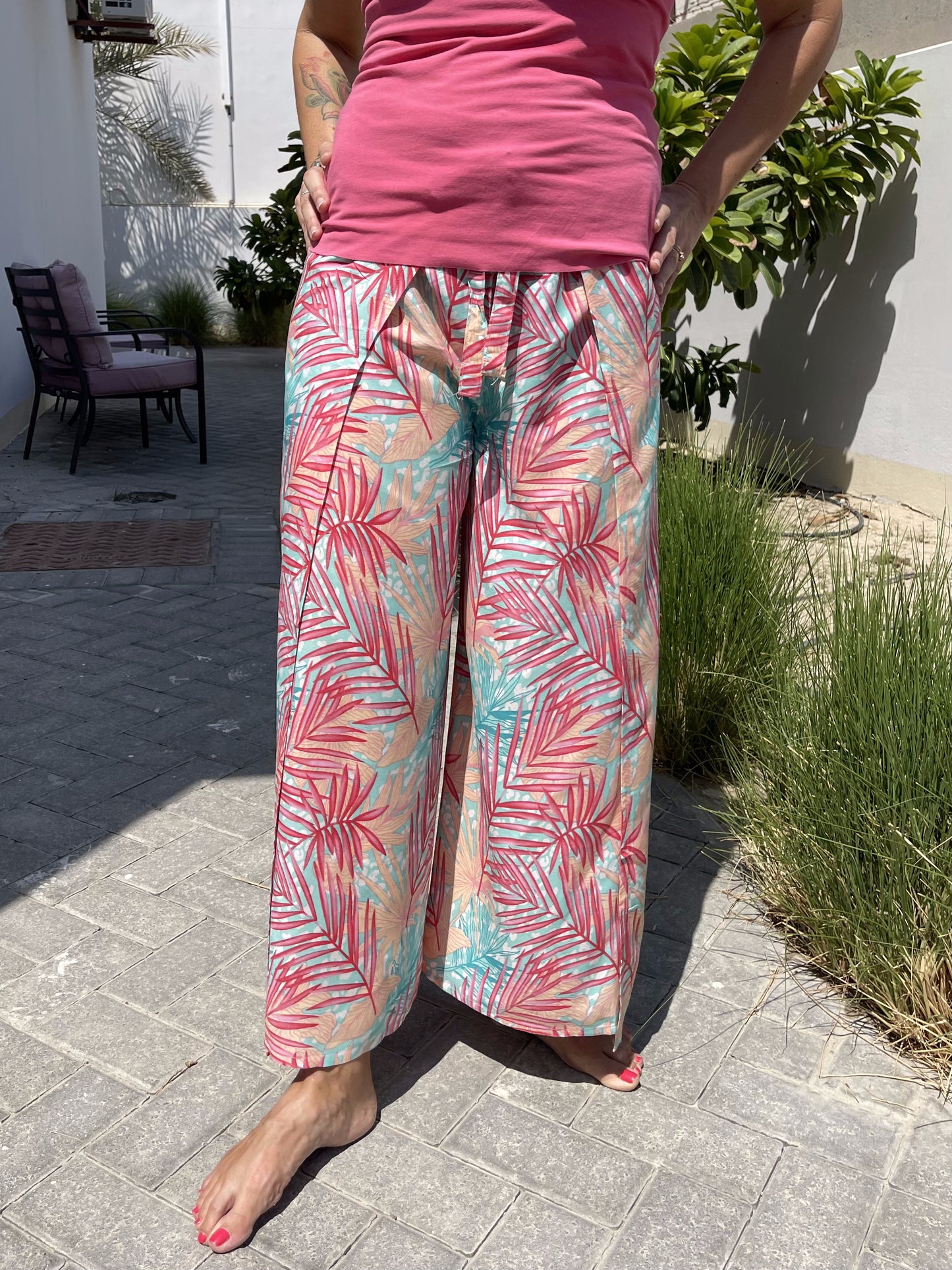 rayon-cotton-wrap-pants-for-tying-around-the-waist-with-tropical-palm-leaf-design-pink