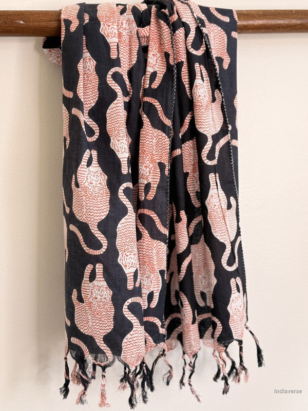 Scarf with pink cat pattern on black background