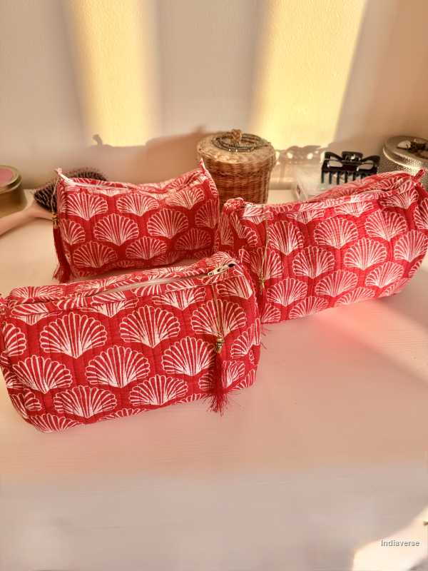 set of three red pouches with sea shell print | Red Sea Shell