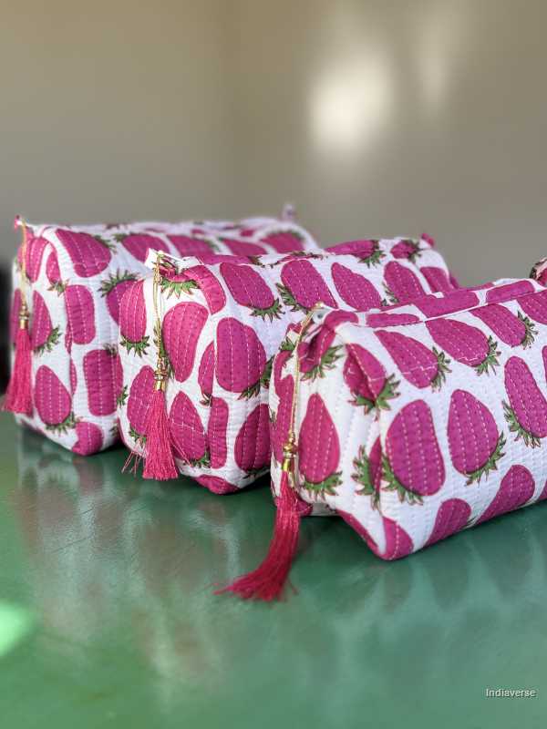 Toiletry Pouch Set with pink strawberry design and in three different sizes for toiletries and cosmetics | Strawberry